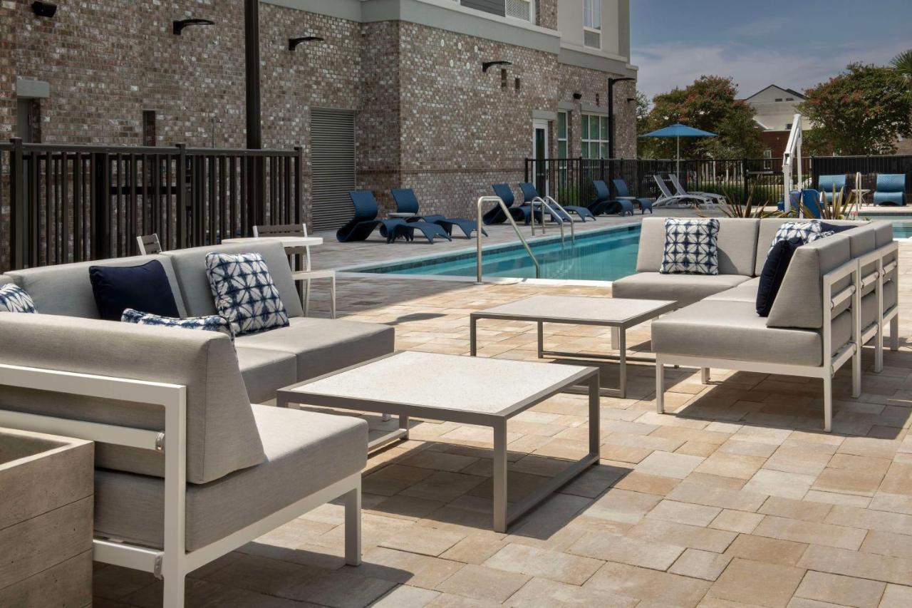Hilton Garden Downtown 3*