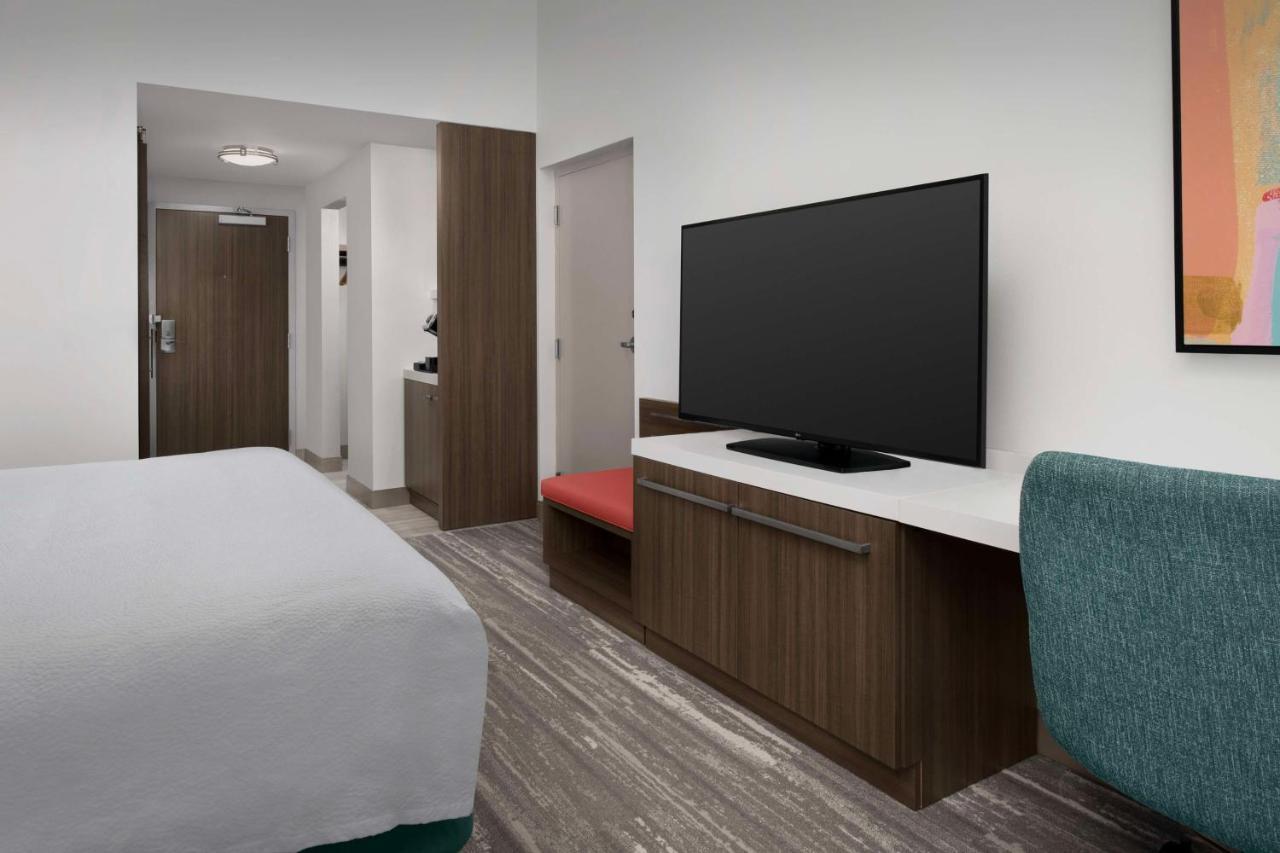 Hilton Garden Downtown Hotel